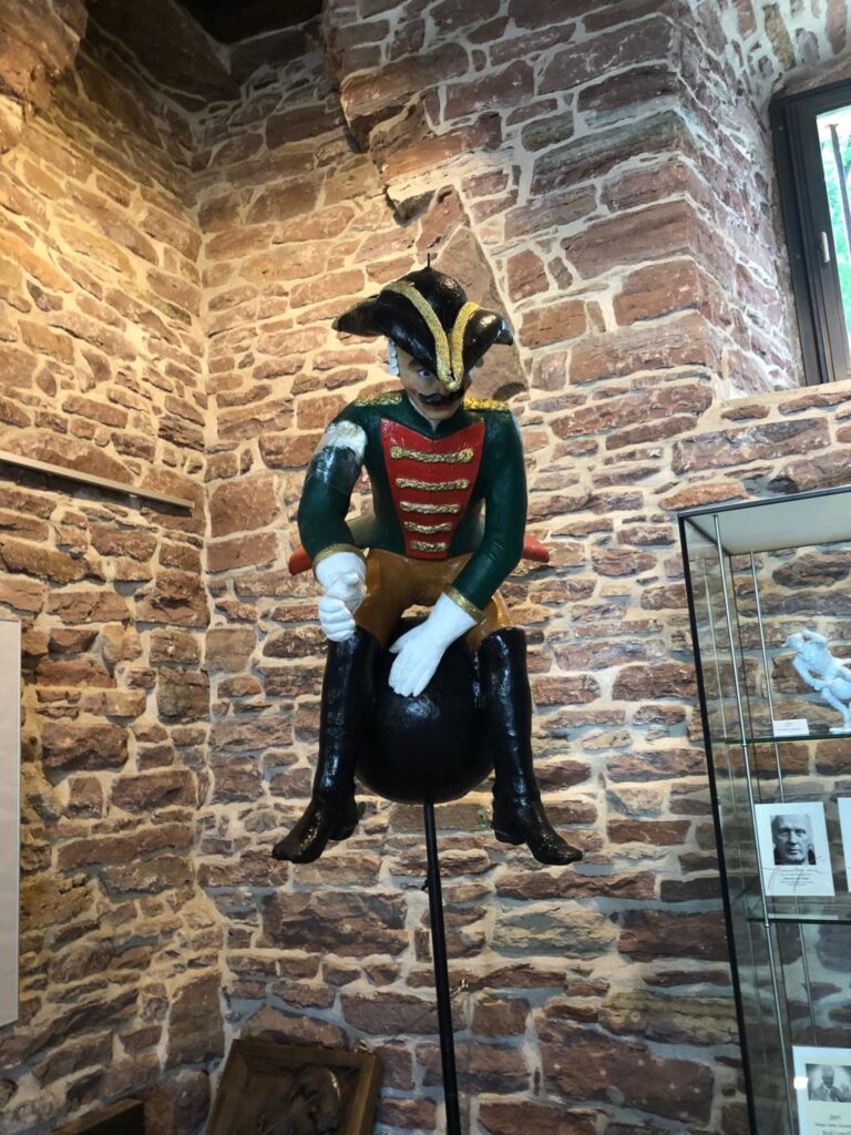 In Bodenwerder ging es ins sehenswerte Münchhausen-Museum (21.06.2025)