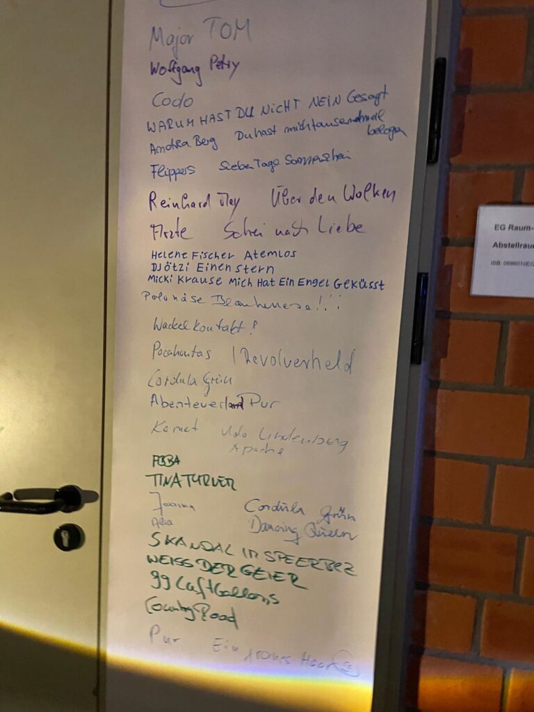 Auszug aus der Wunschliste, die DJ Markus selbstverständlich alle erfüllte (10.05.2025)