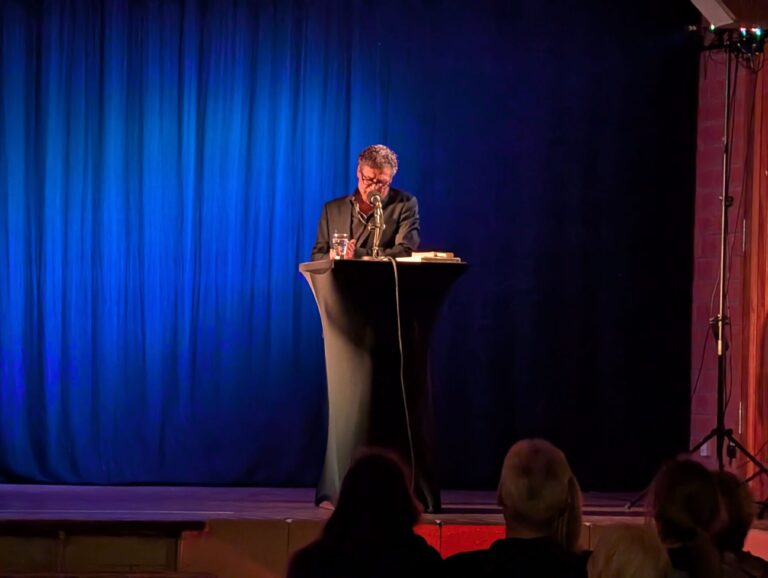 Auch die Anekdoten und Hintergrundgeschichten beeindruckten das Publikum (27.09.2025)