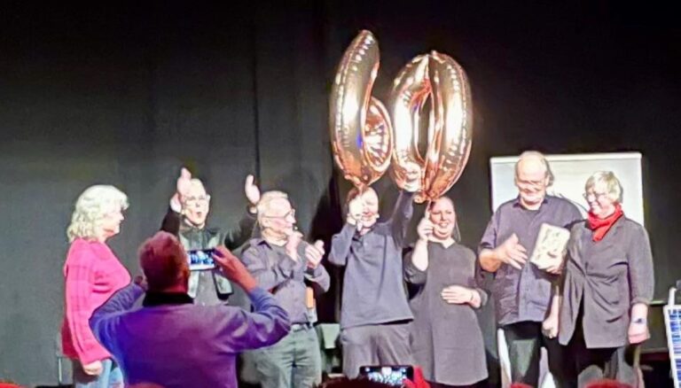 Große Freude beim Ensemble für die Überraschung (14.02.2026)